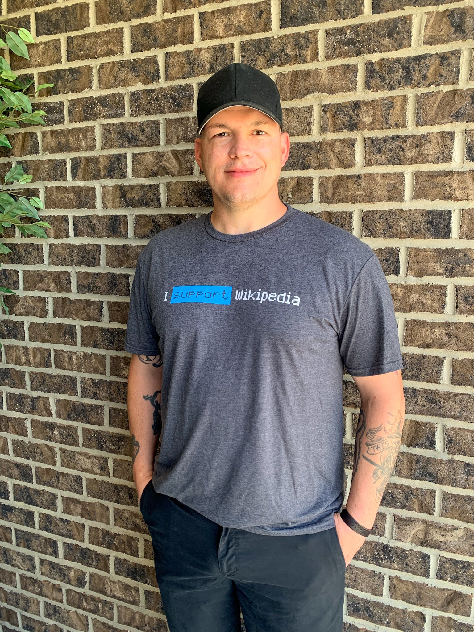 "I support Wikipedia" Box t-shirt Unisex - Image 3